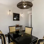 Luxurious In With Wifi Mundanije