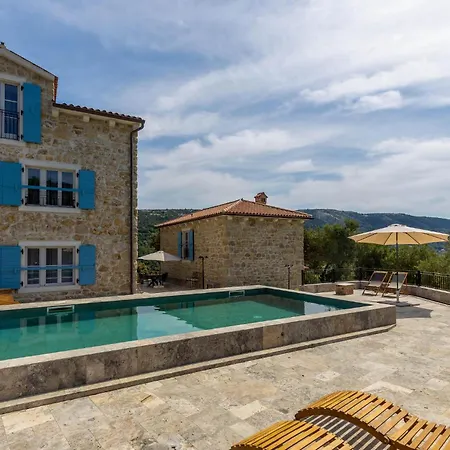 In Hébergement de vacances *